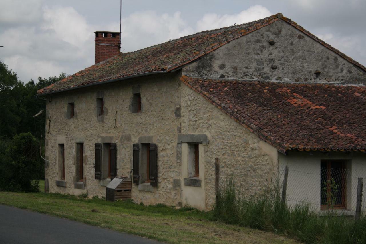 Chez Gondat Chambre D'Hotes Saint-Martial-sur-Isop Экстерьер фото